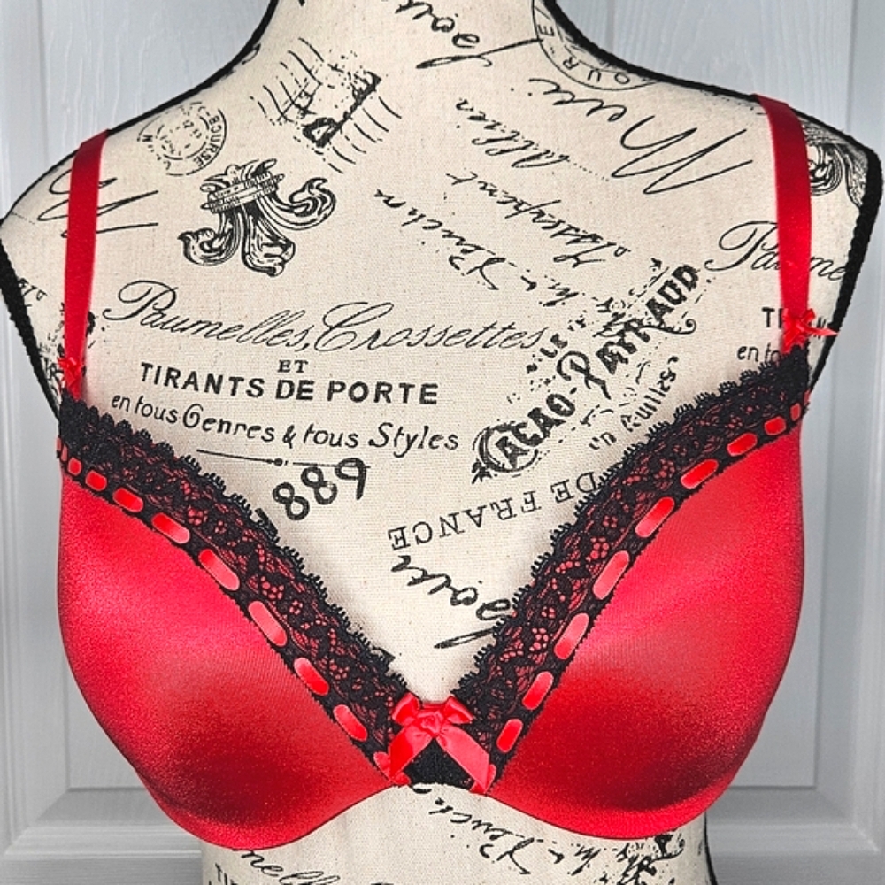 La SENZA Red Plunge Push Up Demi Bra Black Lace Ribbon Corset 32DD Sexy